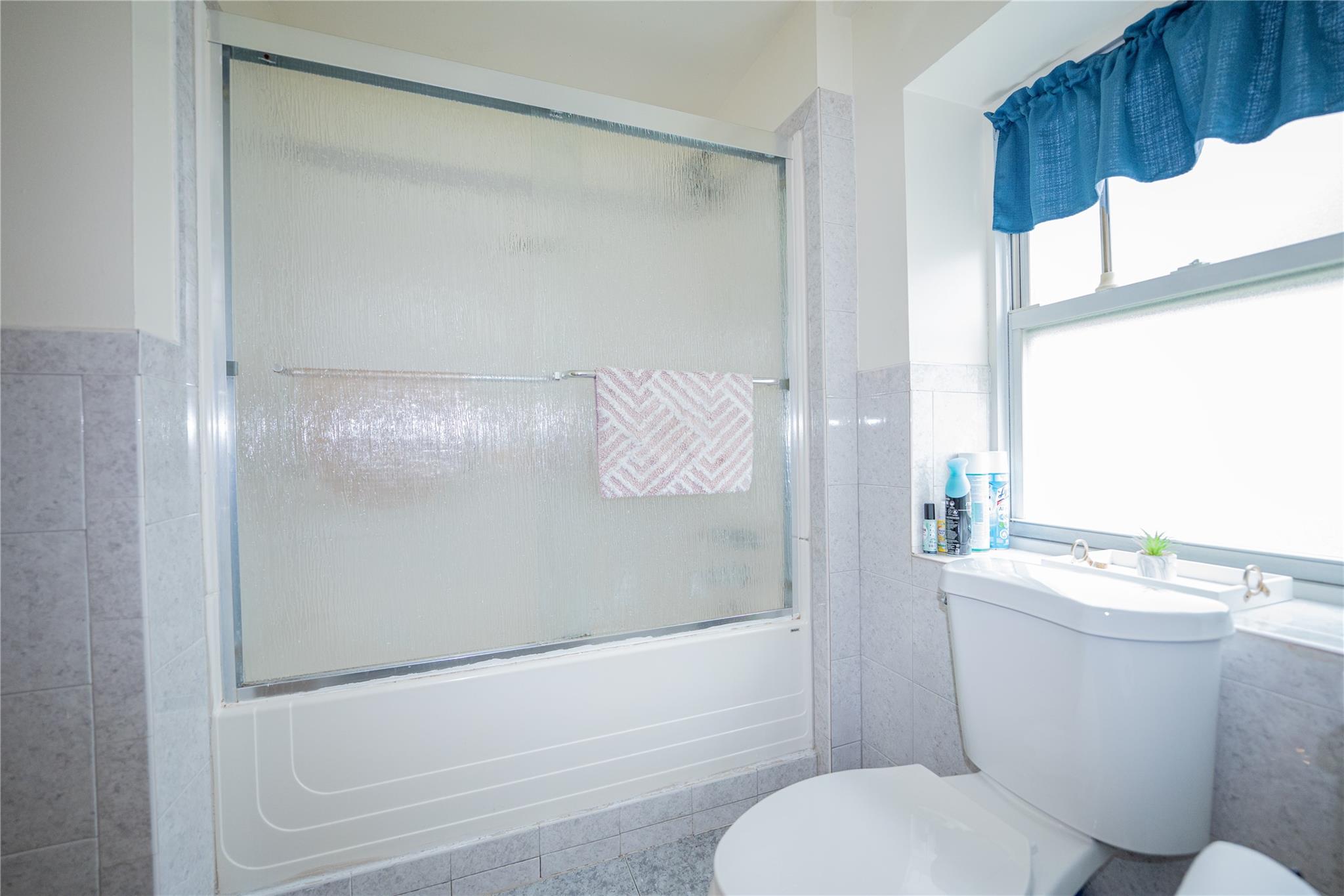 1215 Fairfax Avenue, Bronx, NY 10465