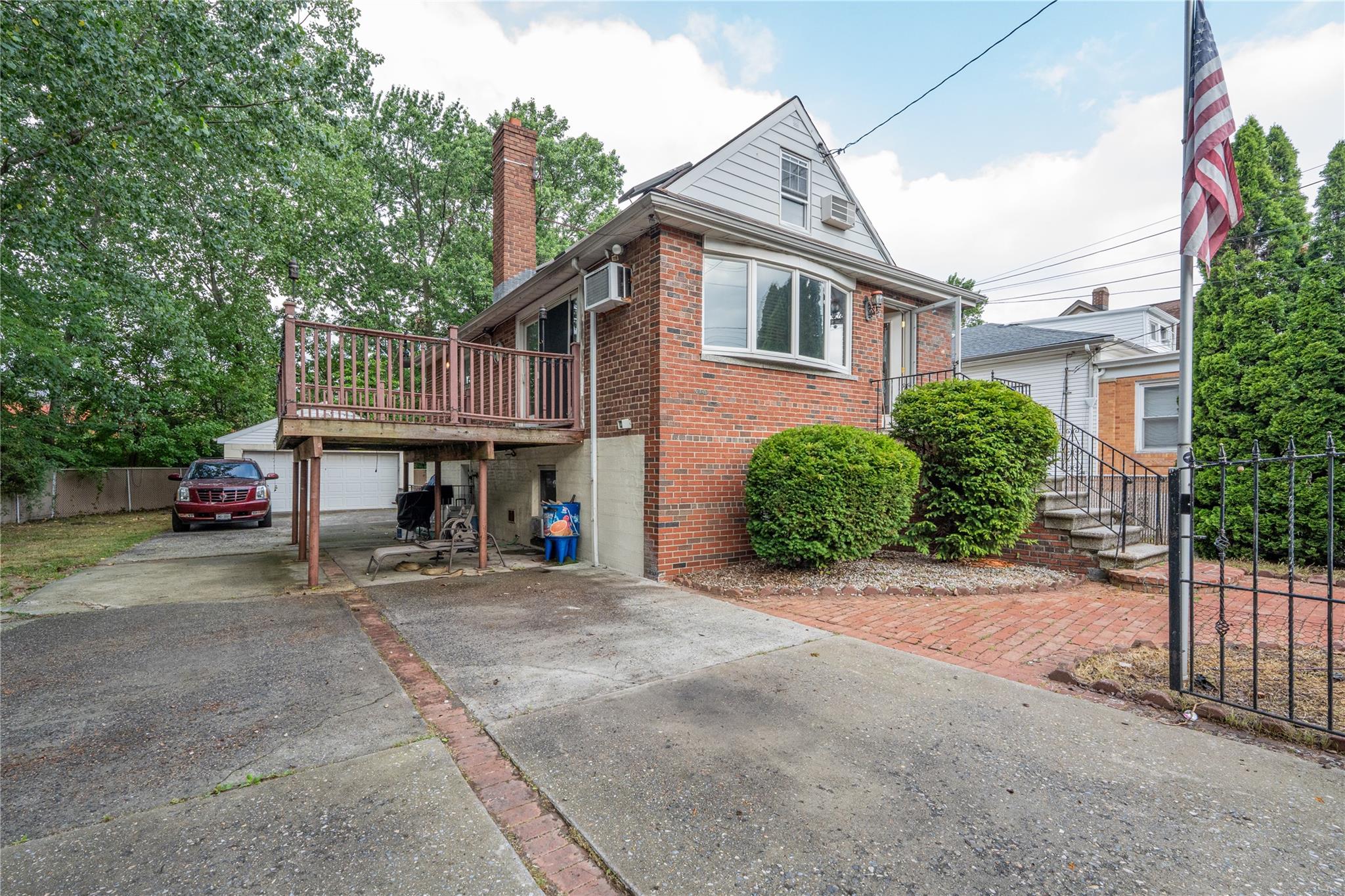 1215 Fairfax Avenue, Bronx, NY 10465