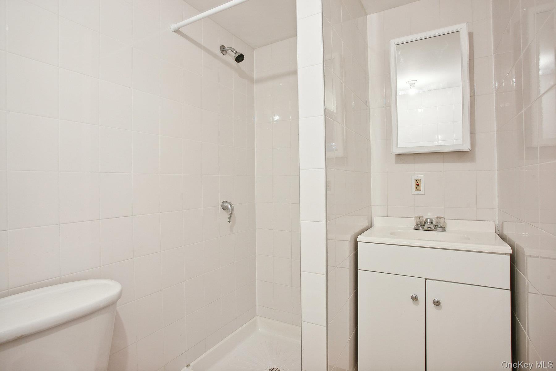 82-43 213th Street, Hollis Hills, NY 11427