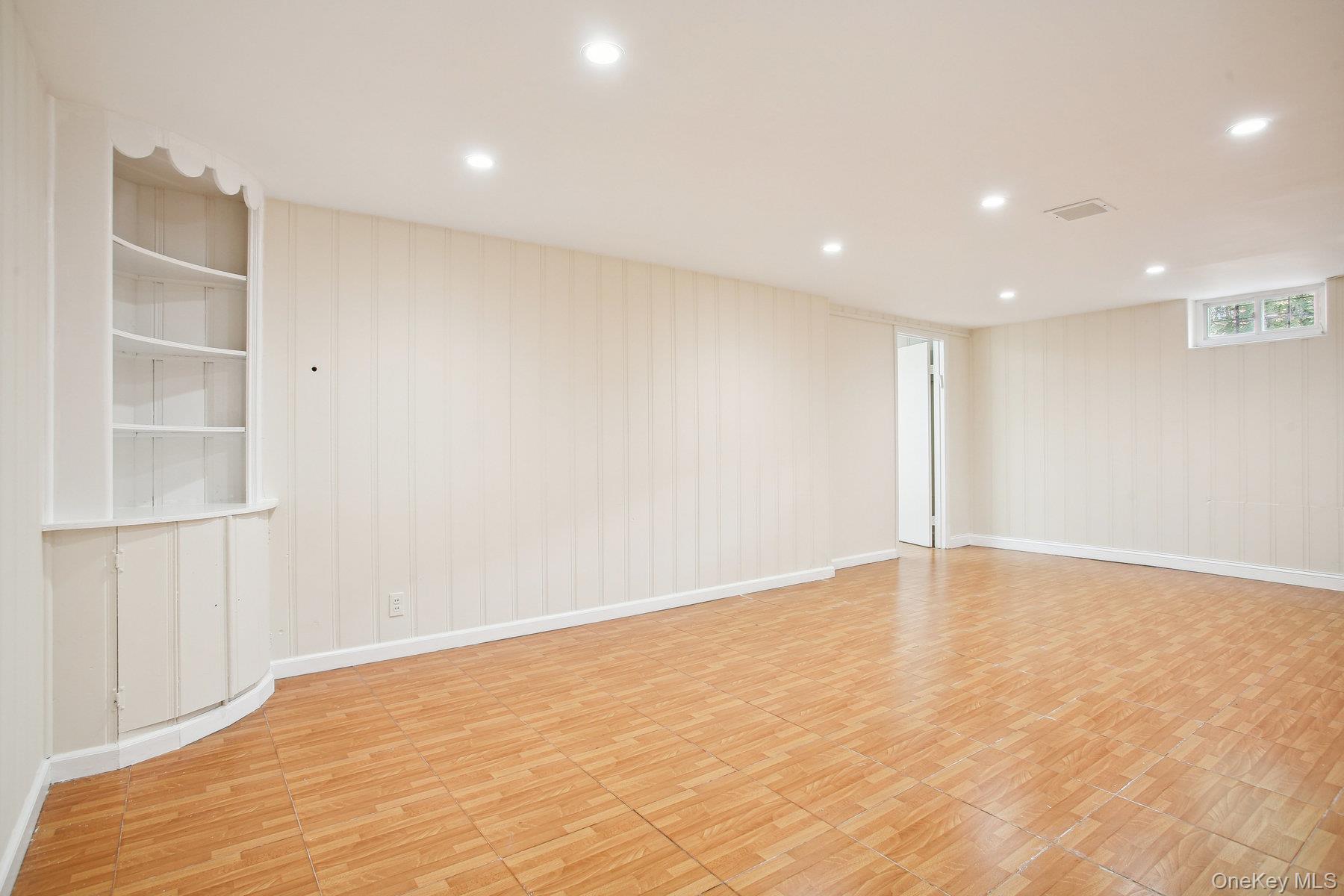 82-43 213th Street, Hollis Hills, NY 11427