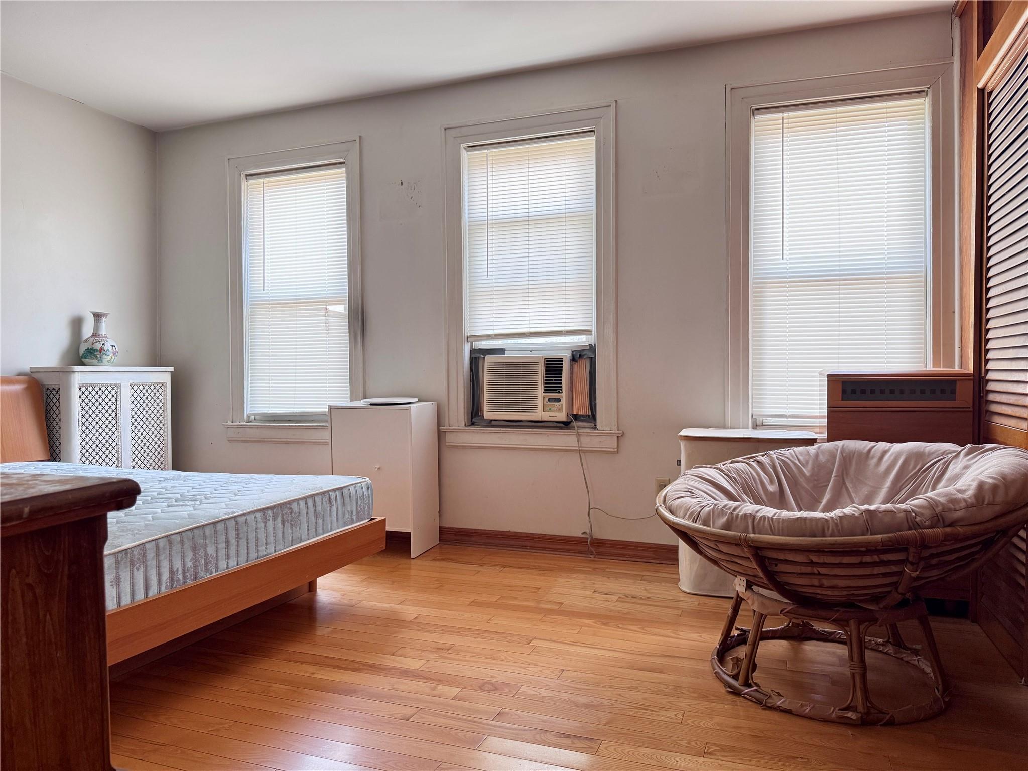 2016 E. 28th Street, Brooklyn, NY 11229