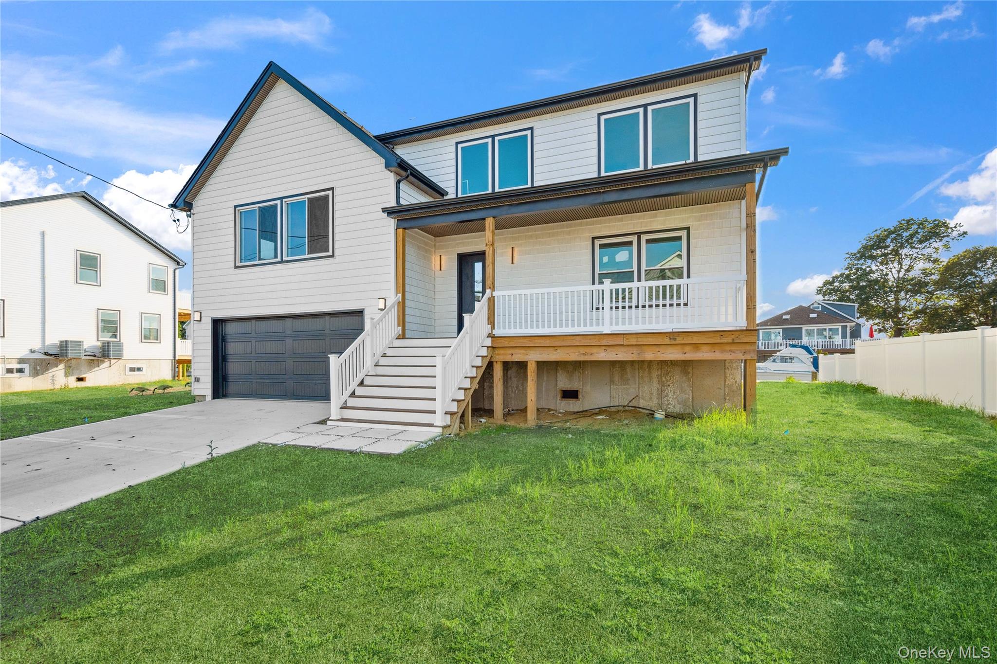 771 S 9th Street, Lindenhurst, NY 11757