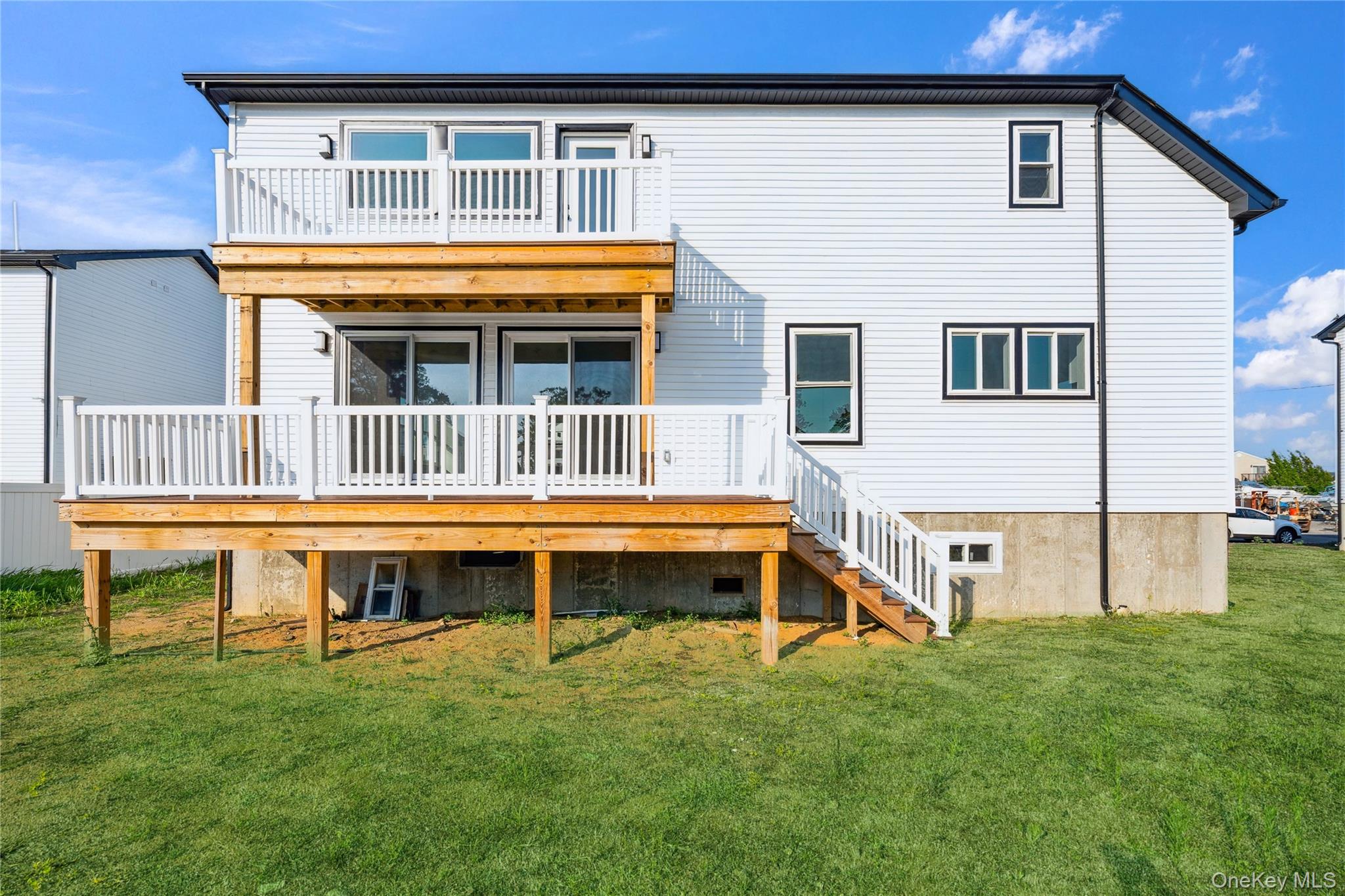 771 S 9th Street, Lindenhurst, NY 11757