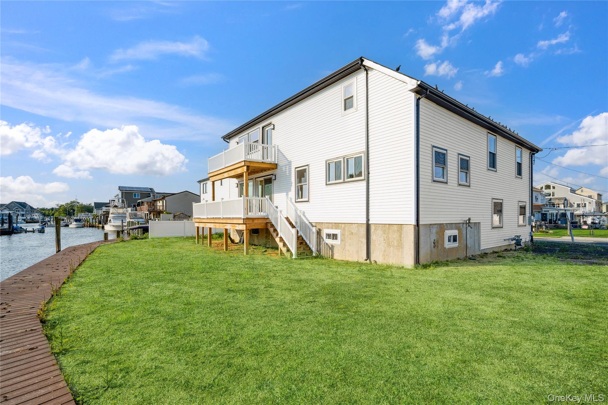 771 S 9th Street, Lindenhurst, NY 11757