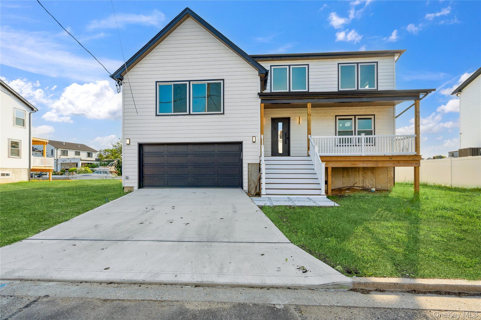 771 S 9th Street, Lindenhurst, NY 11757