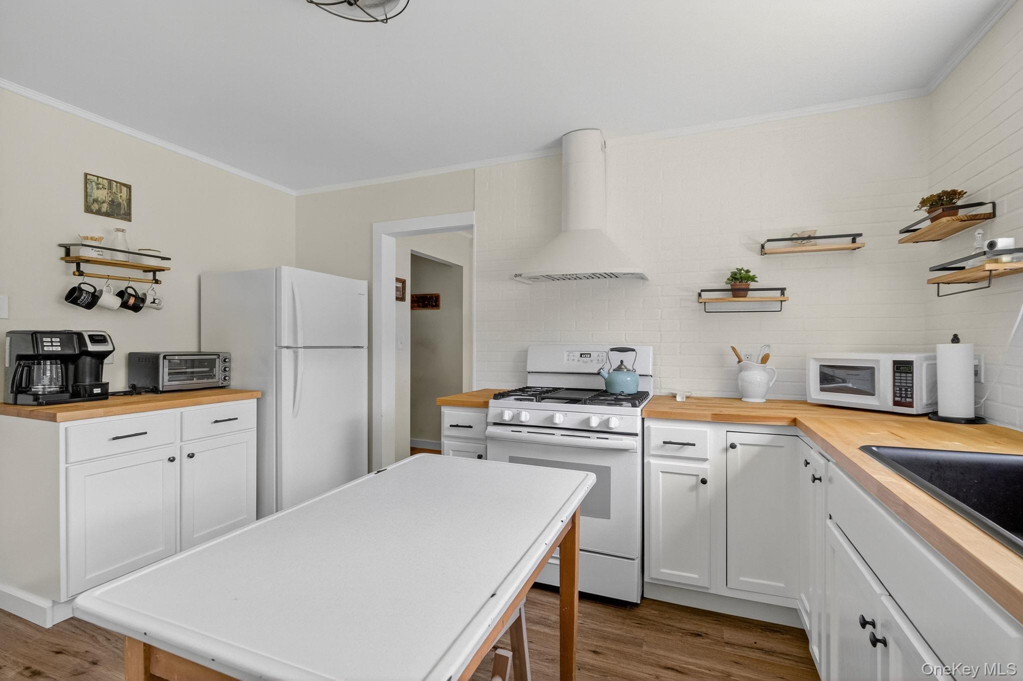 49 Caston Road, Wawarsing, NY 12435