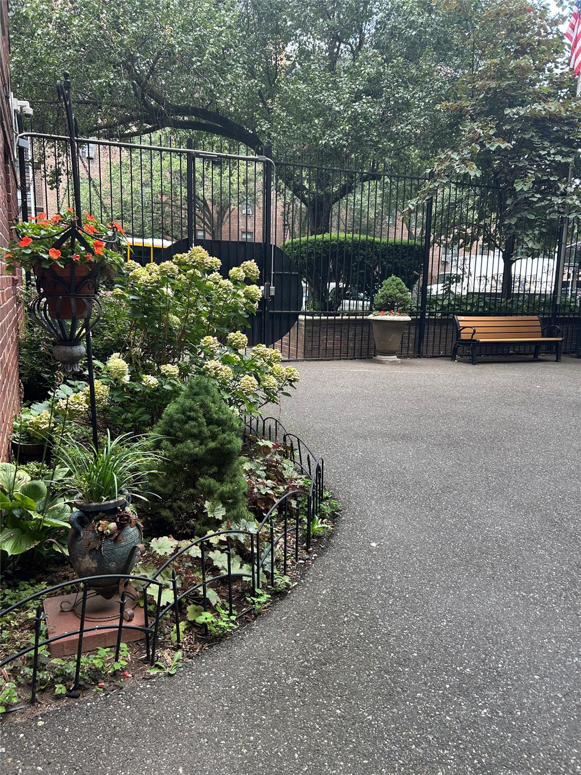 33-05 90 Street # 4K, Jackson Heights, NY 11372