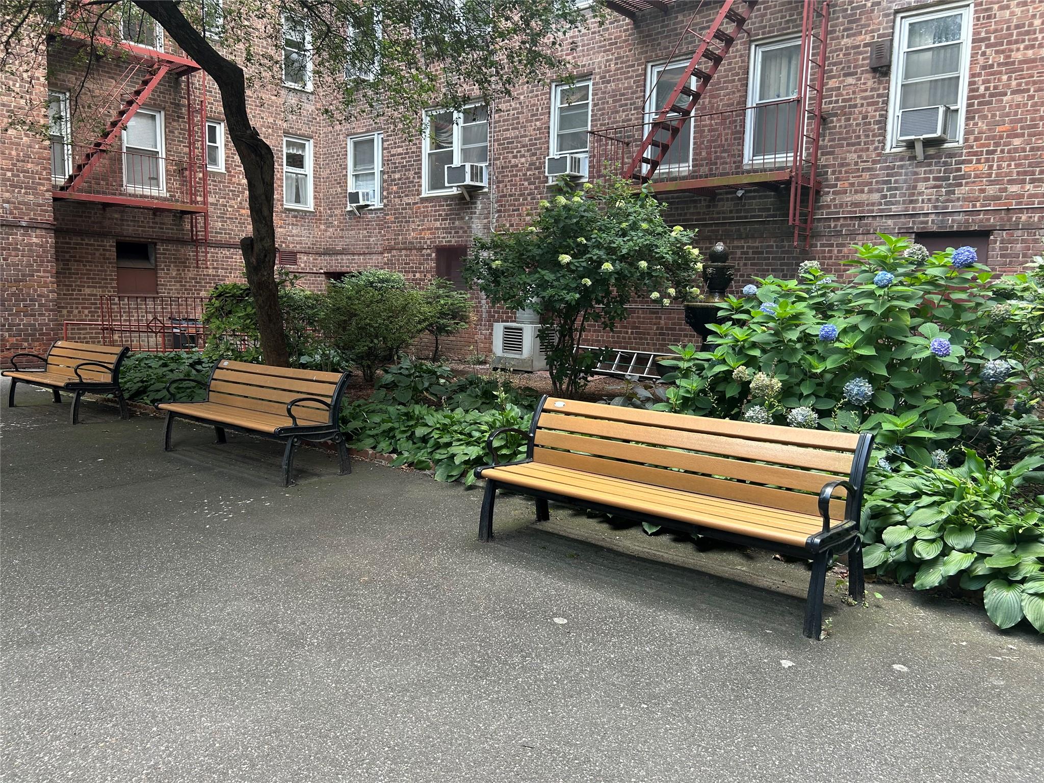 33-05 90 Street # 4K, Jackson Heights, NY 11372