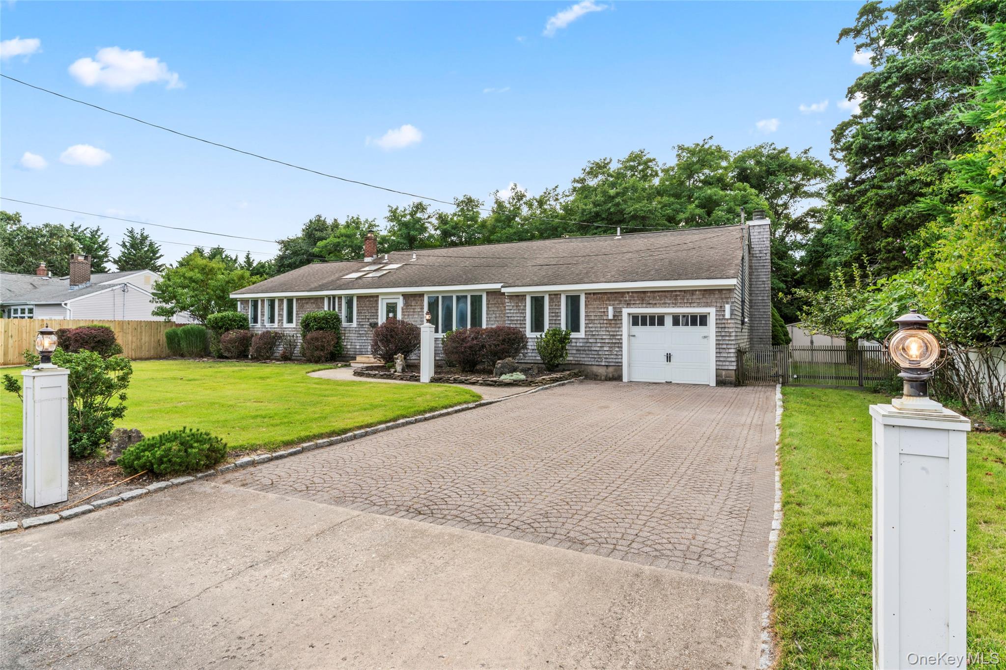 324 Durkee Lane, East Patchogue, NY 11772
