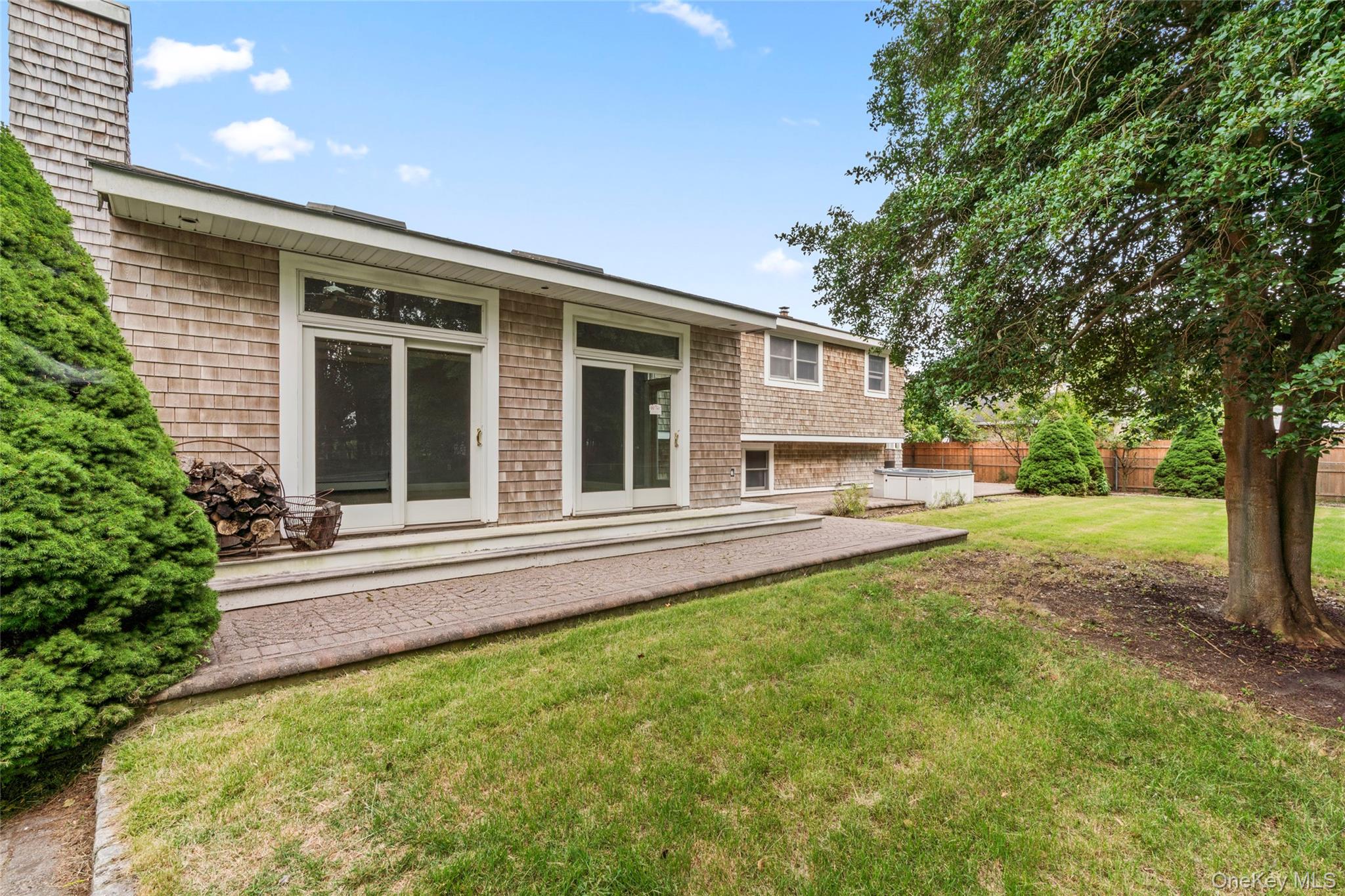 324 Durkee Lane, East Patchogue, NY 11772