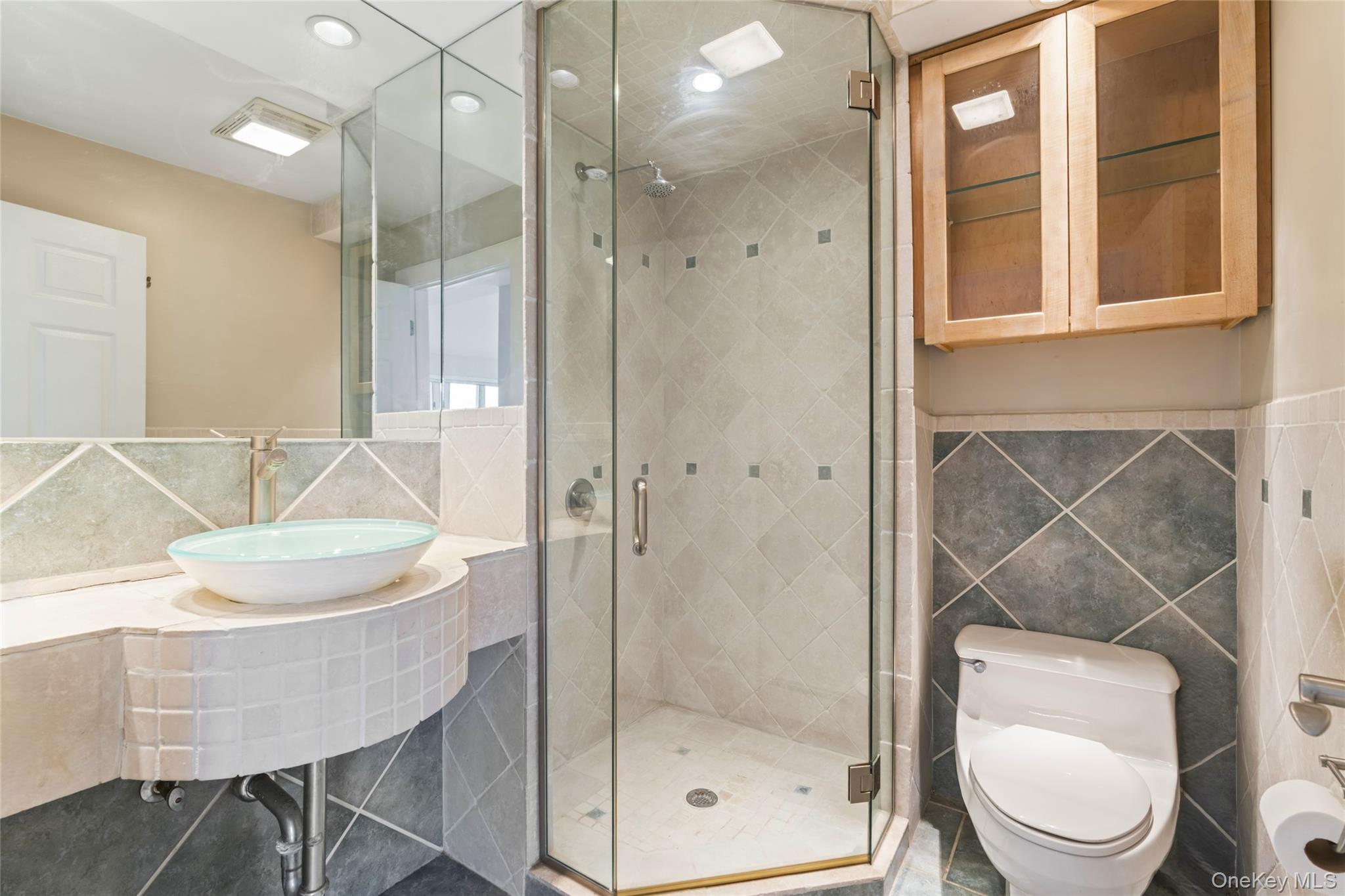 324 Durkee Lane, East Patchogue, NY 11772