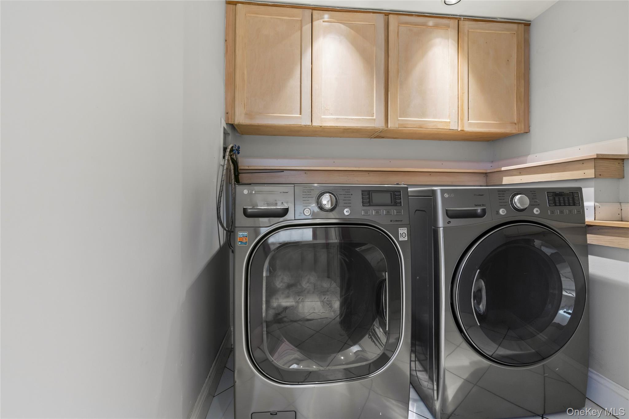 324 Durkee Lane, East Patchogue, NY 11772