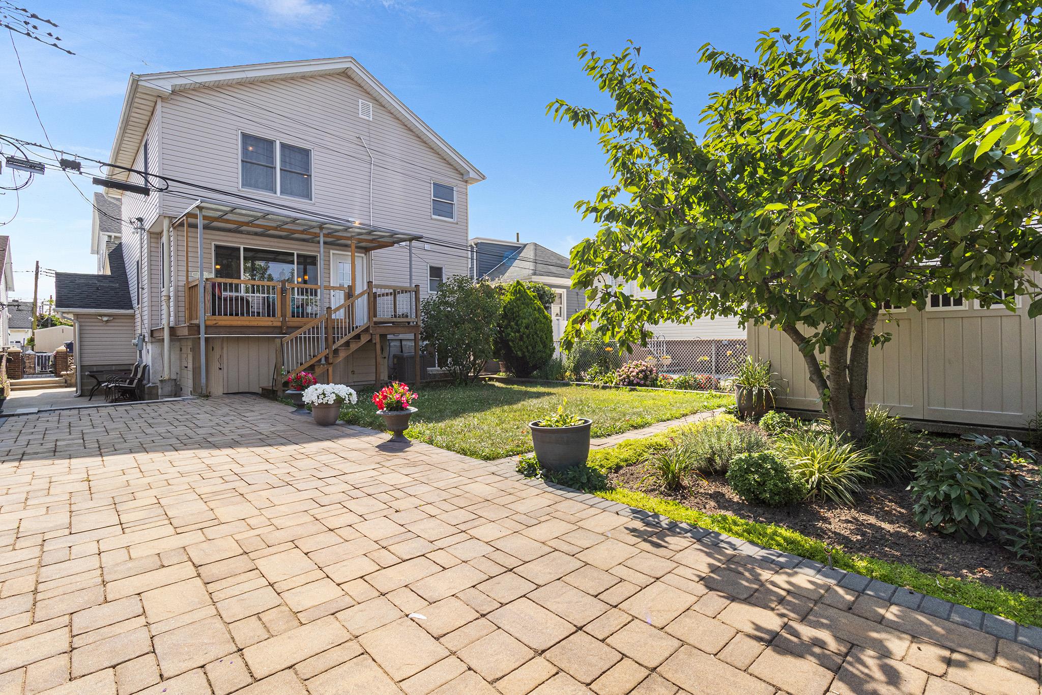 104 Dare Court, Brooklyn, NY 11229