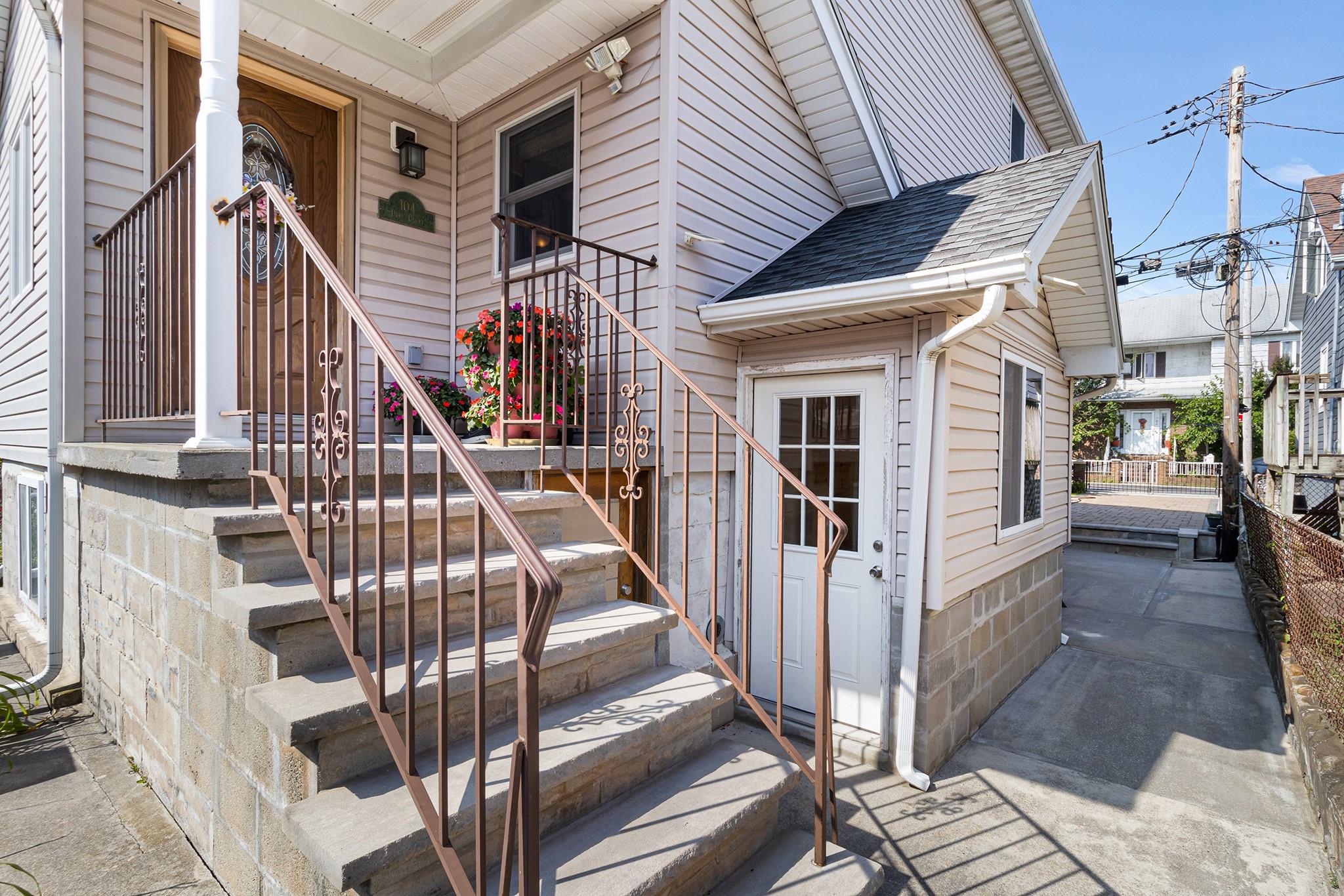 104 Dare Court, Brooklyn, NY 11229