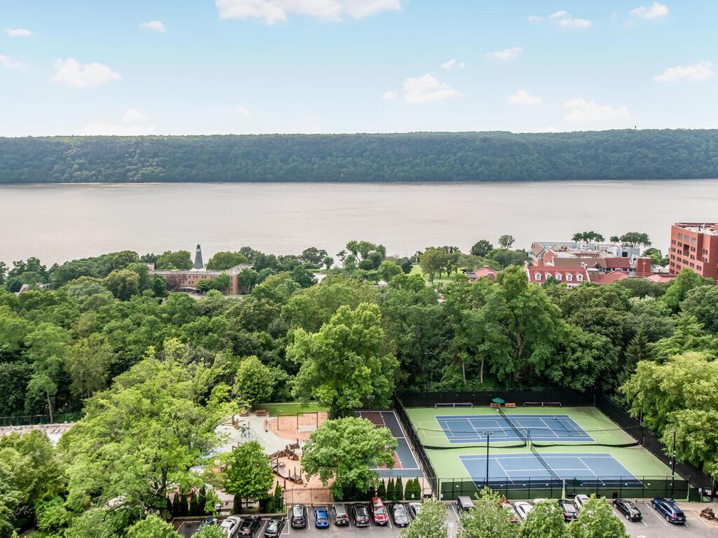 5800 Arlington Avenue # 20L, Bronx, NY 10471