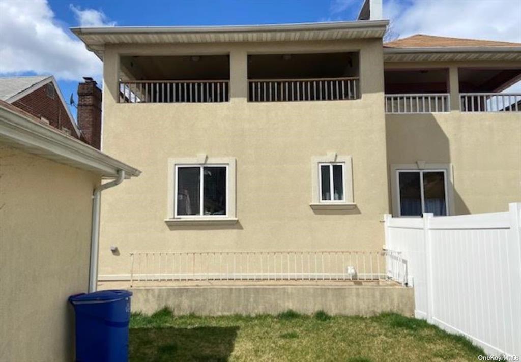 13917 250th Street, Rosedale, NY 11422