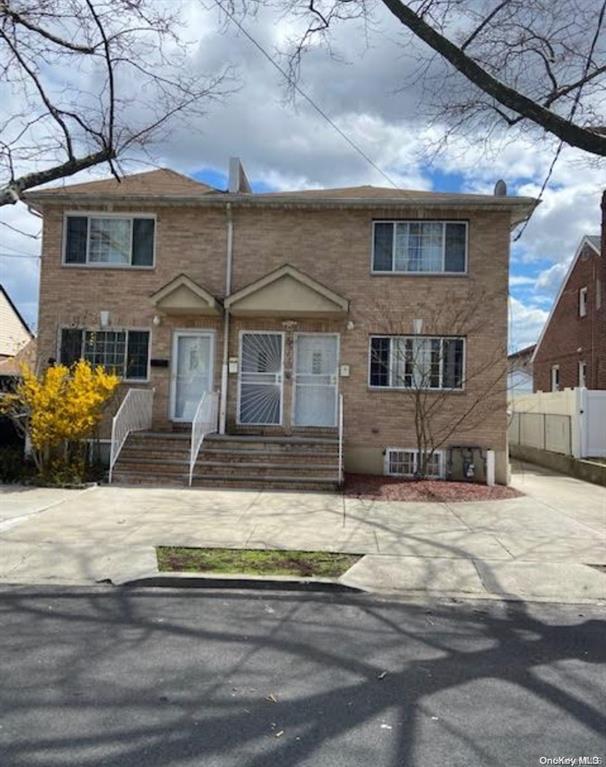 13917 250th Street, Rosedale, NY 11422