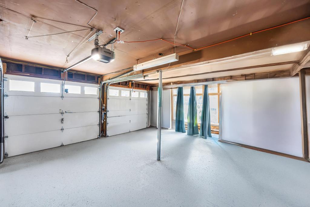 54 Pine Hill Lane, Dix Hills, NY 11746