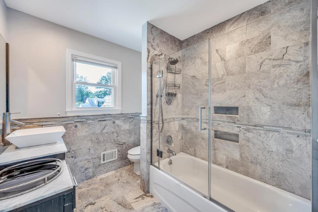 54 Pine Hill Lane, Dix Hills, NY 11746