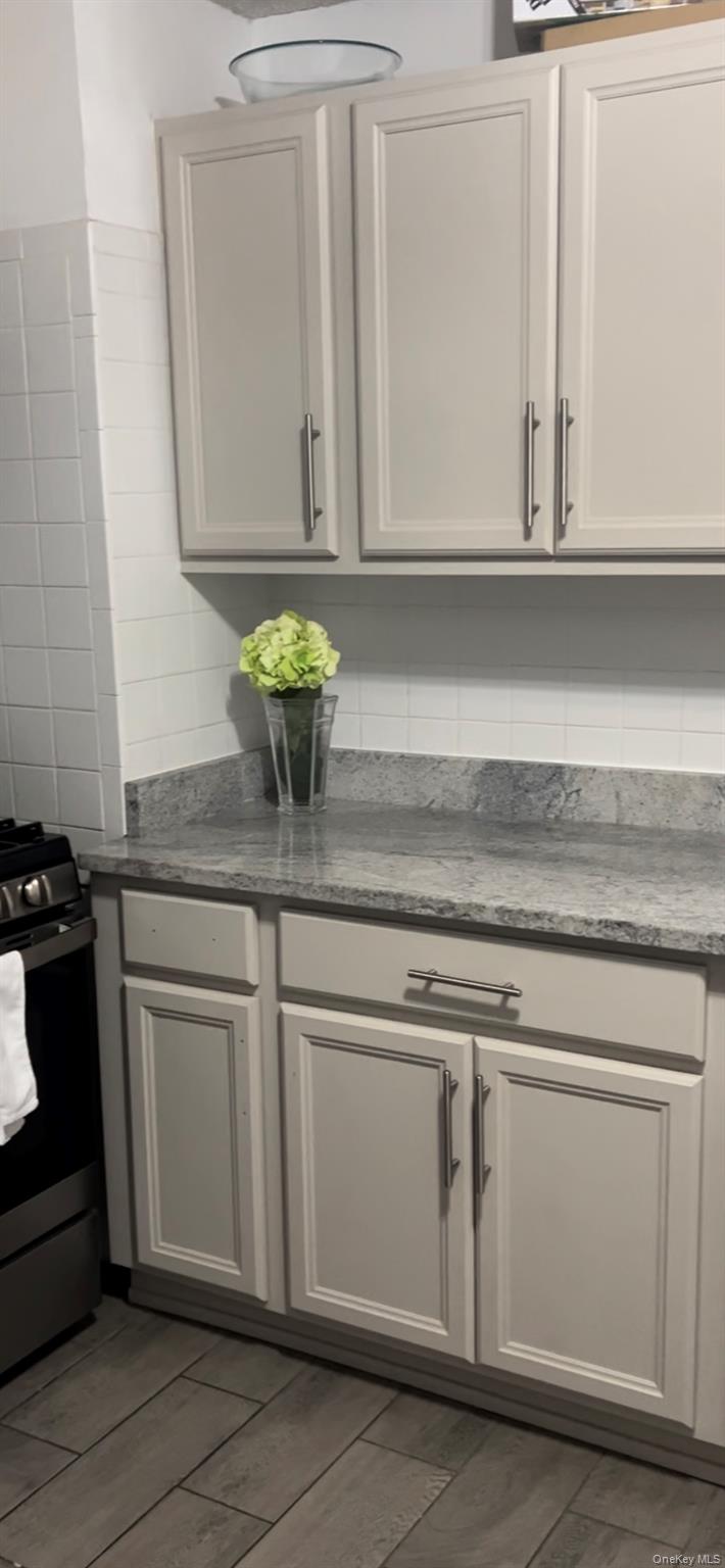 166-05 144 ave, Jamaica, NY 11434