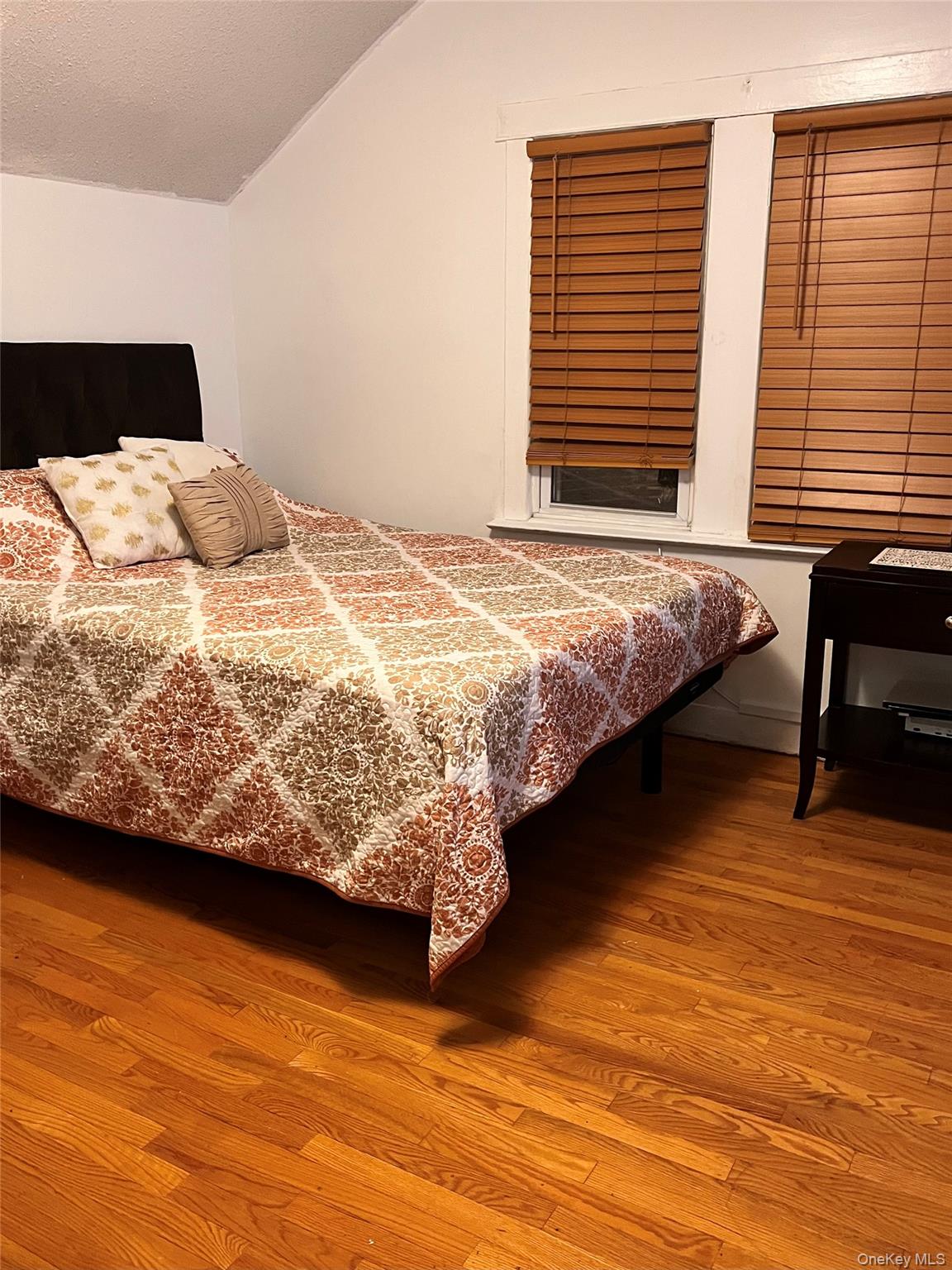 166-05 144 ave, Jamaica, NY 11434