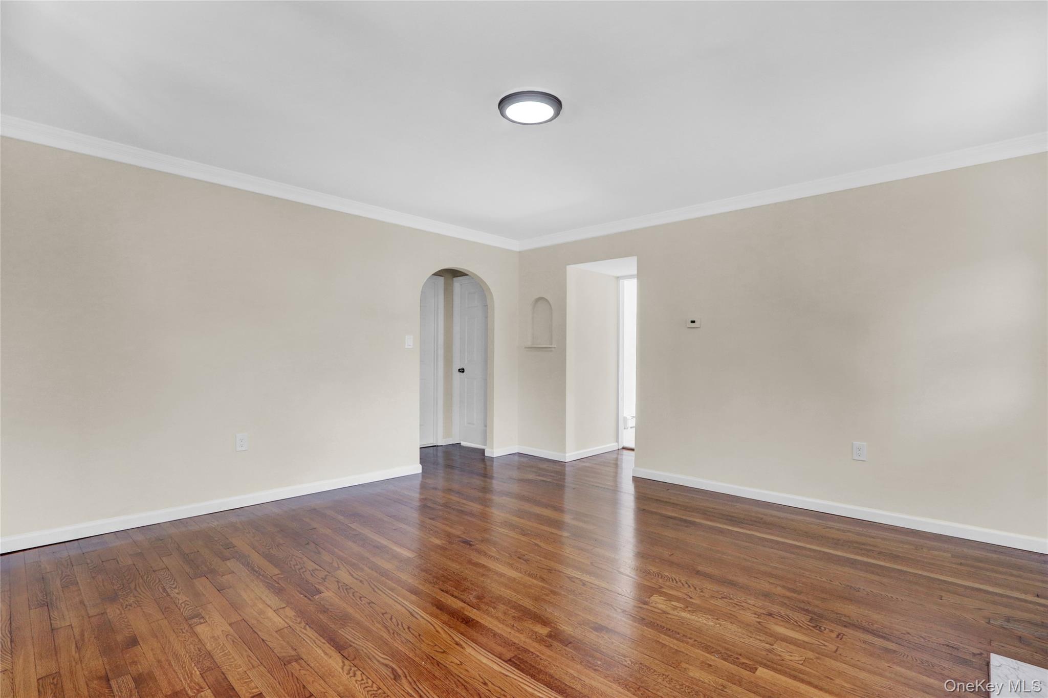 20 Whitman Avenue, Islip, NY 11751