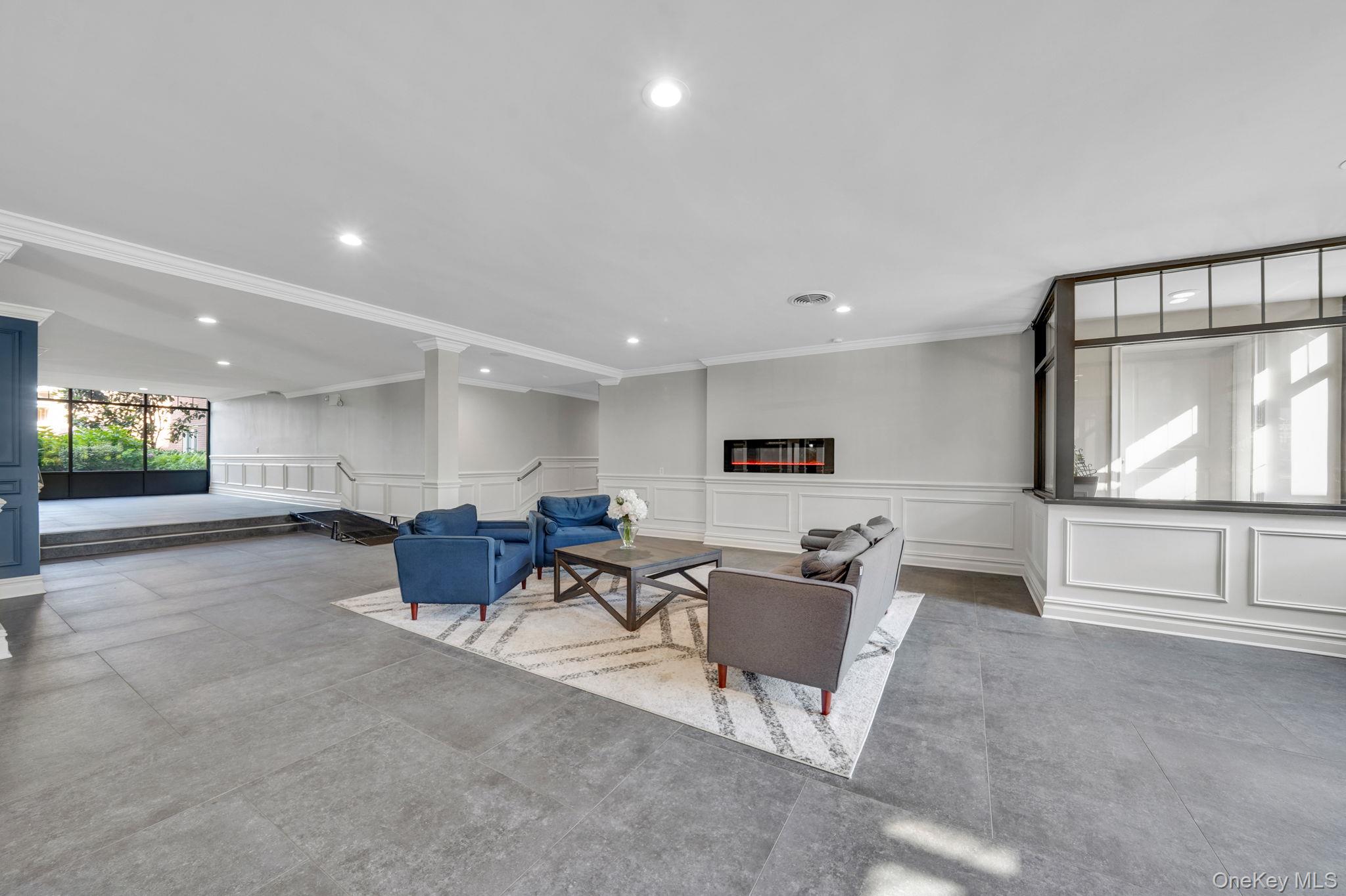 200 Atlantic Avenue # 331, Lynbrook, NY 11563