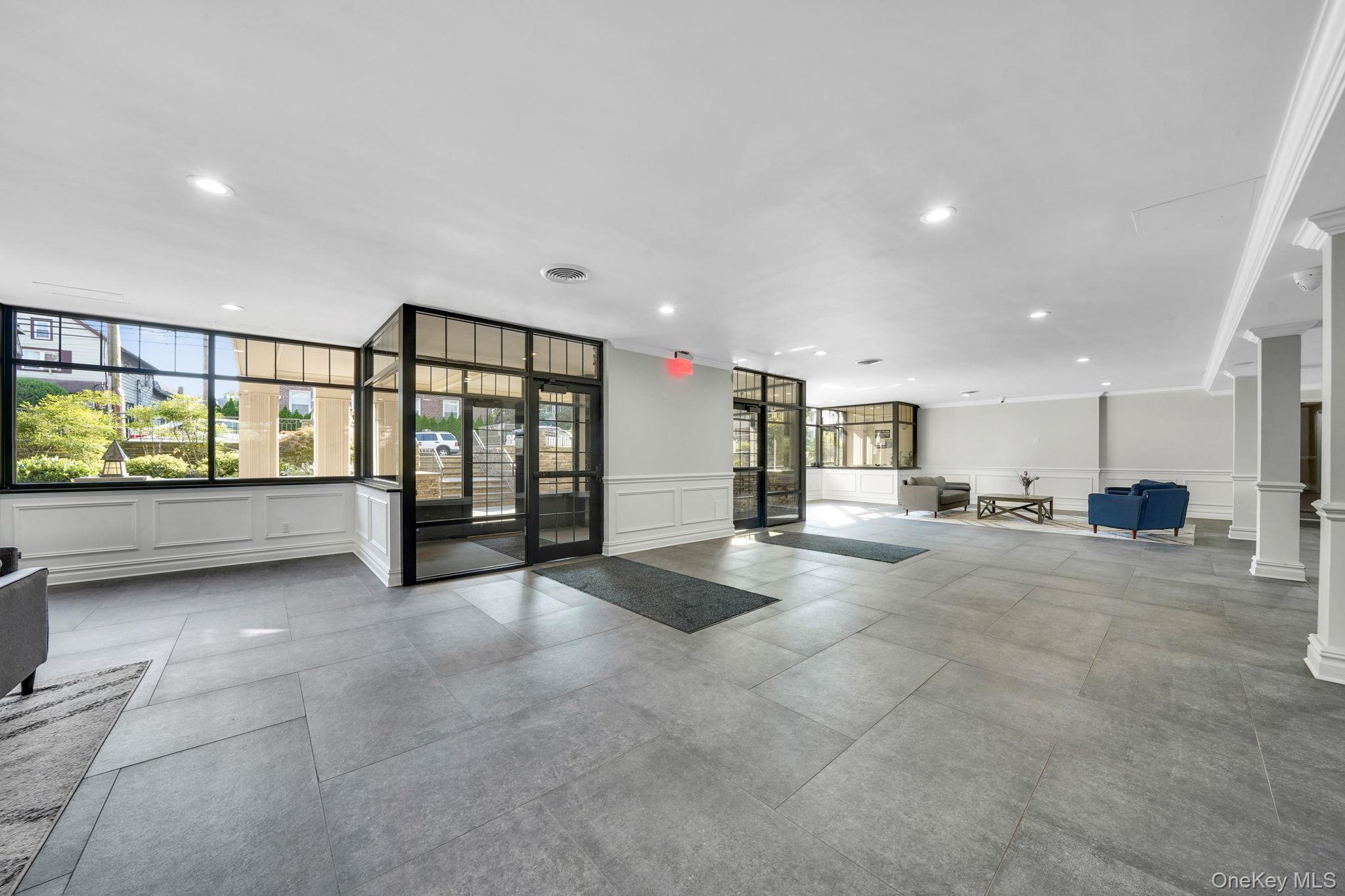 200 Atlantic Avenue # 331, Lynbrook, NY 11563