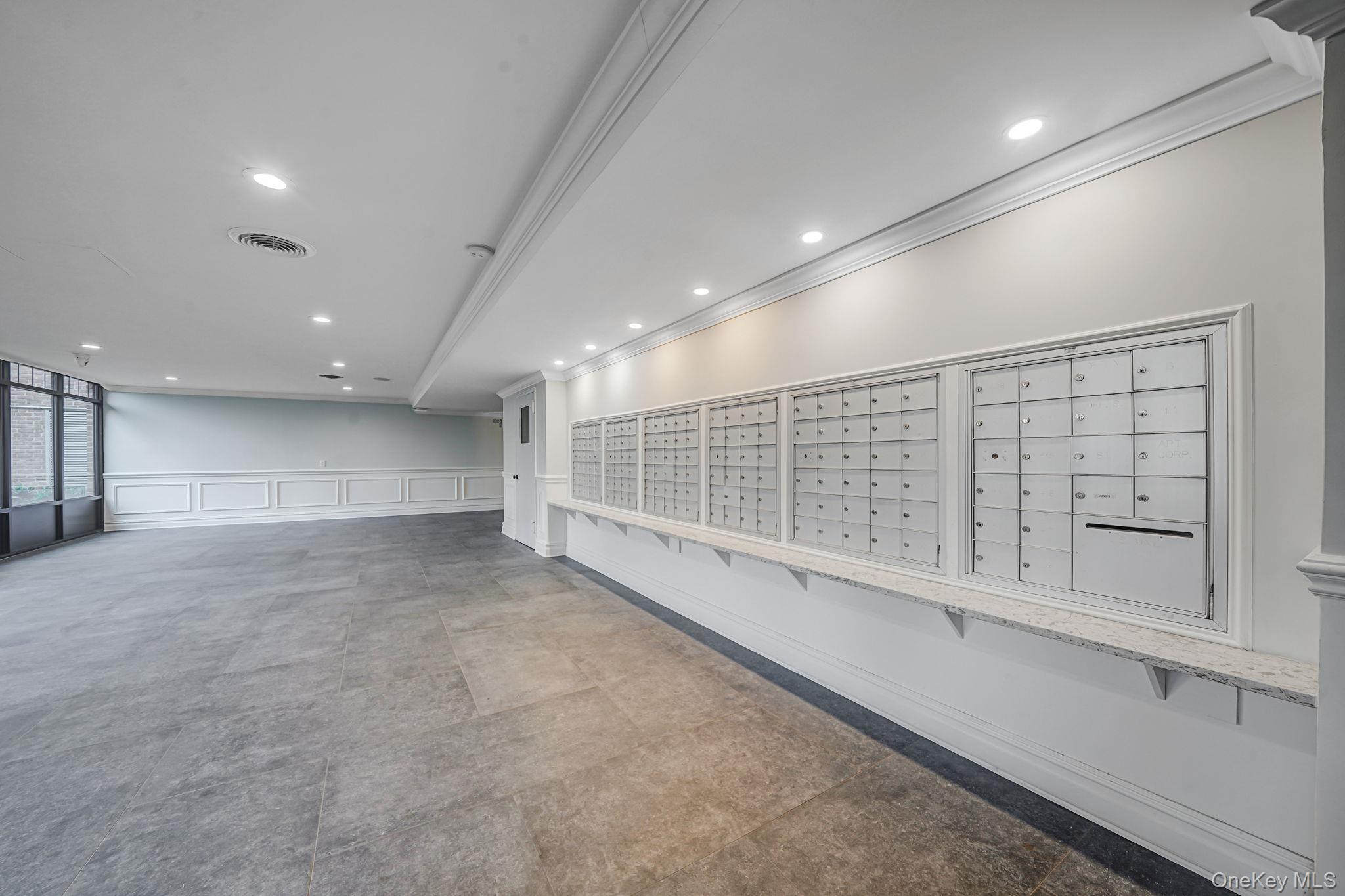 200 Atlantic Avenue # 331, Lynbrook, NY 11563