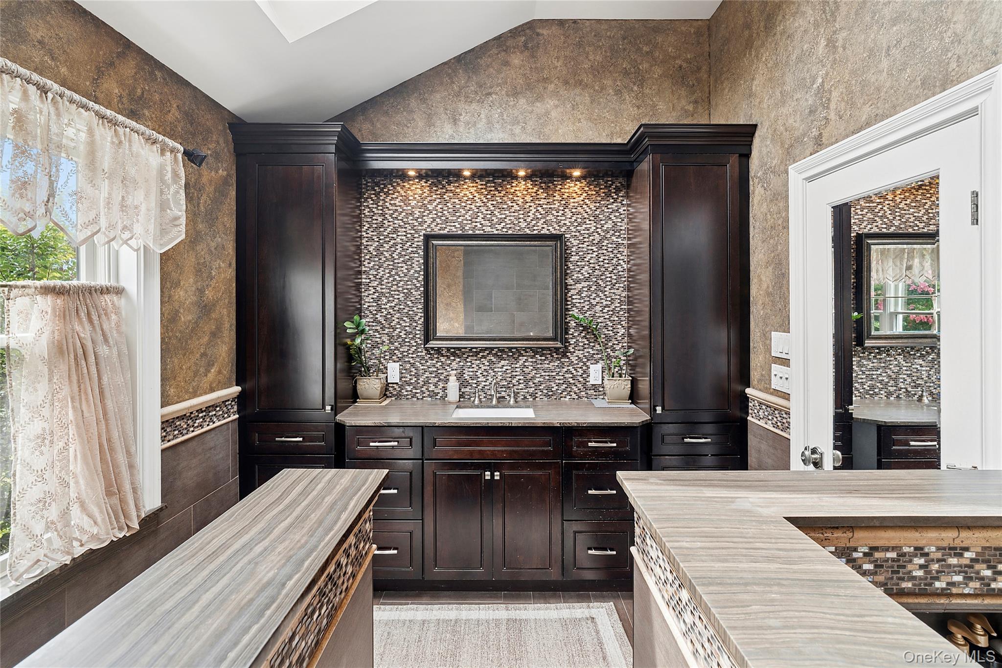 5 Windcrest Drive, Manorville, NY 11949