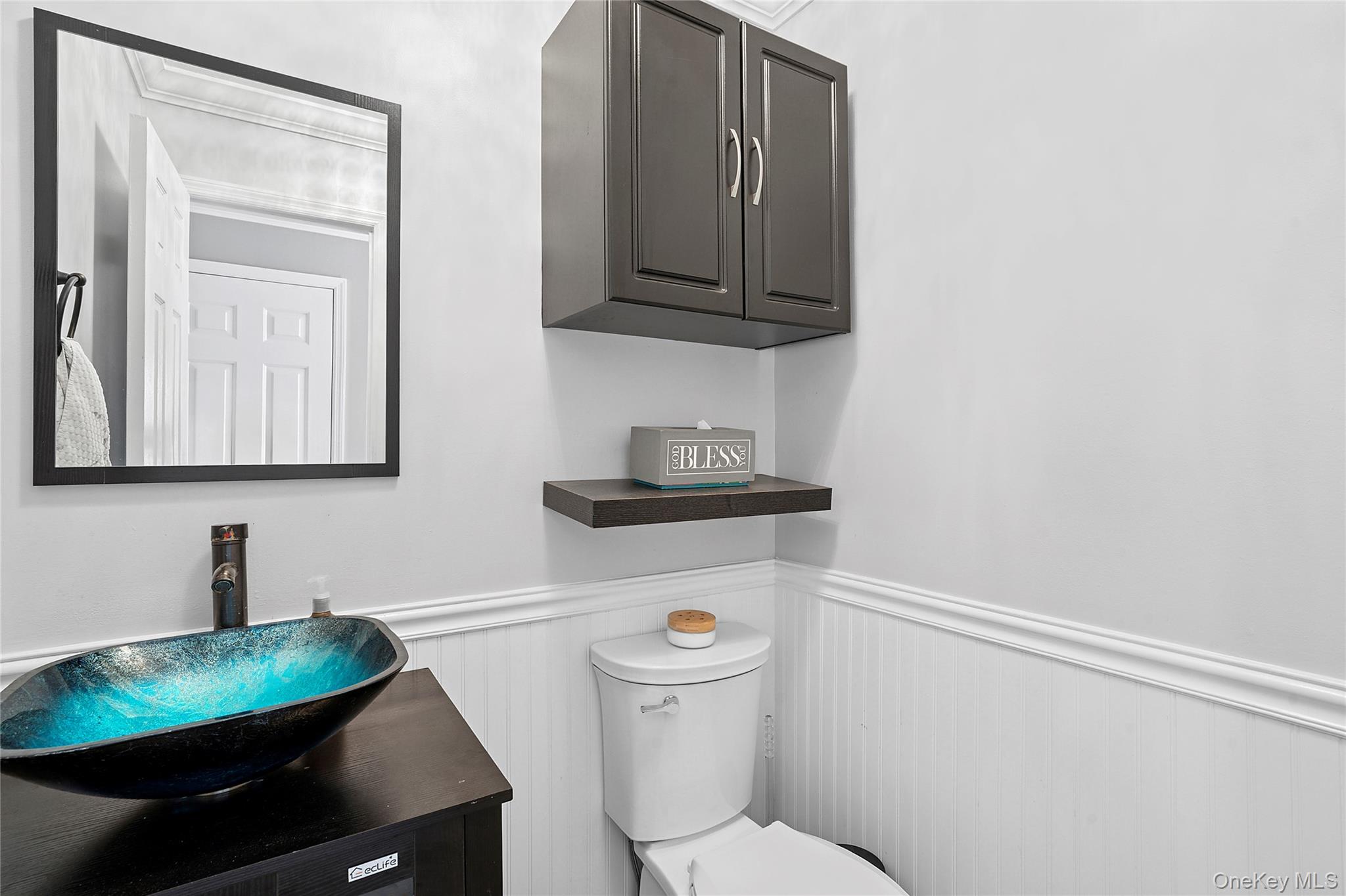 5 Windcrest Drive, Manorville, NY 11949