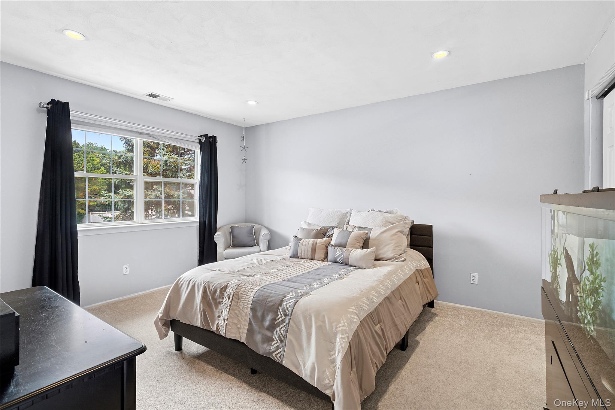 5 Windcrest Drive, Manorville, NY 11949