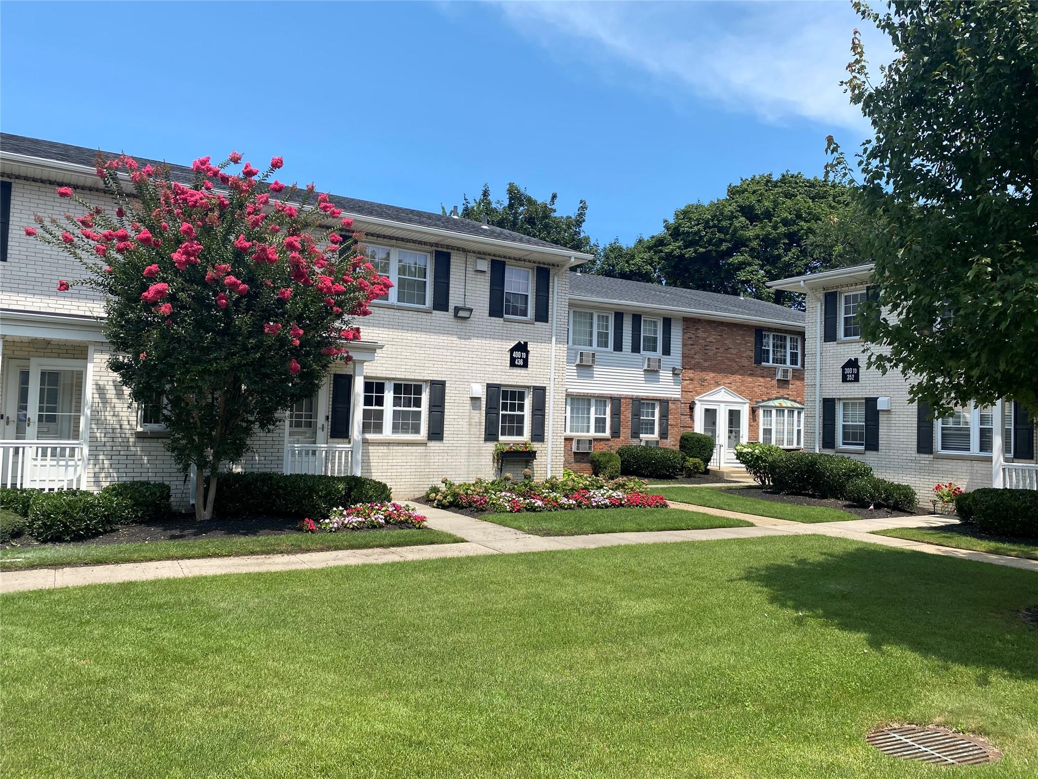 416 Kensington Lane, Bethpage, NY 11714