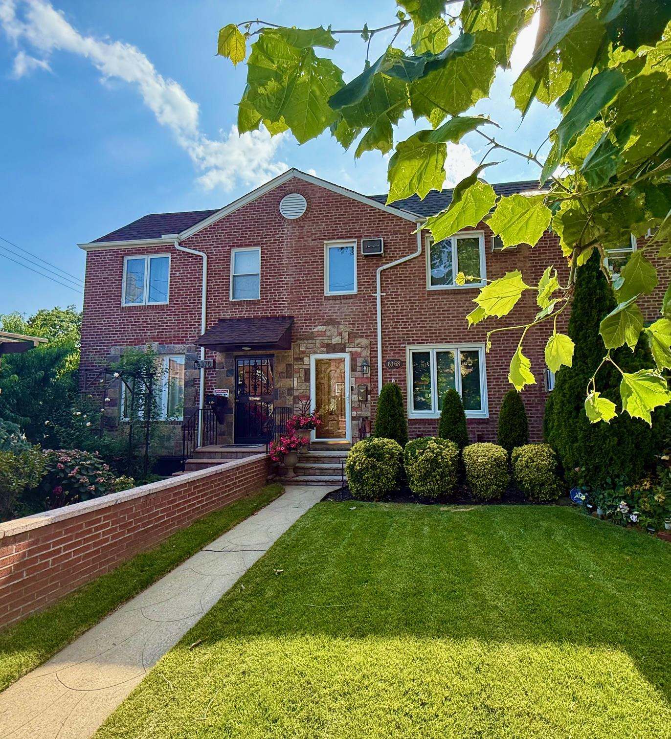 6368 77th Street, Middle Village, NY 11379