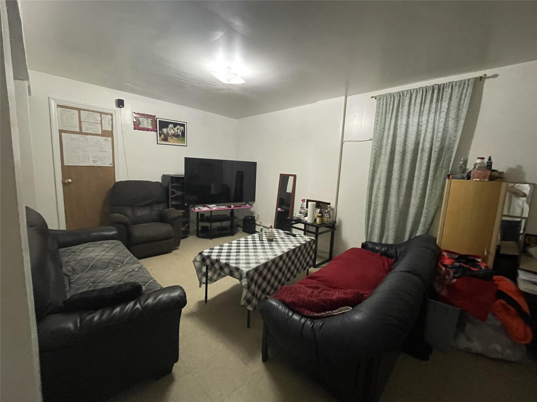 199 Wellesley Street, Hempstead, NY 11550