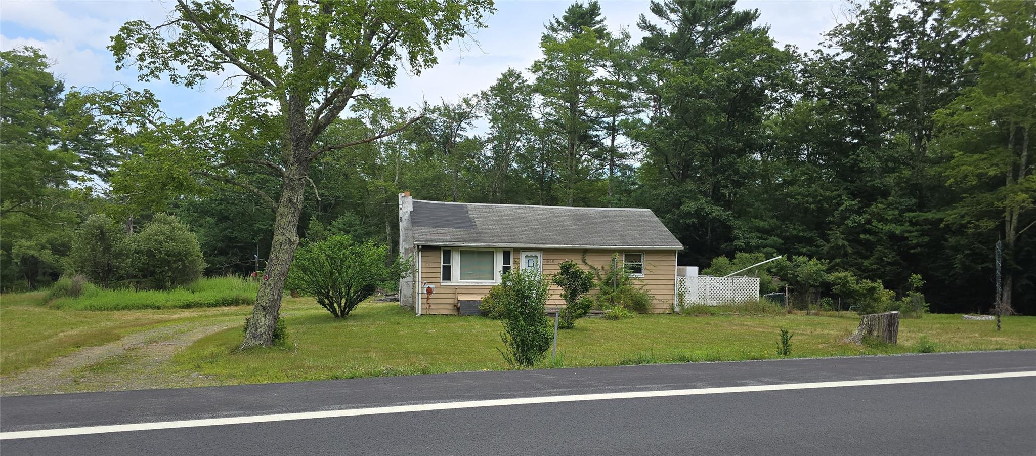 1098 State Route 42, Sparrowbush, NY 12780
