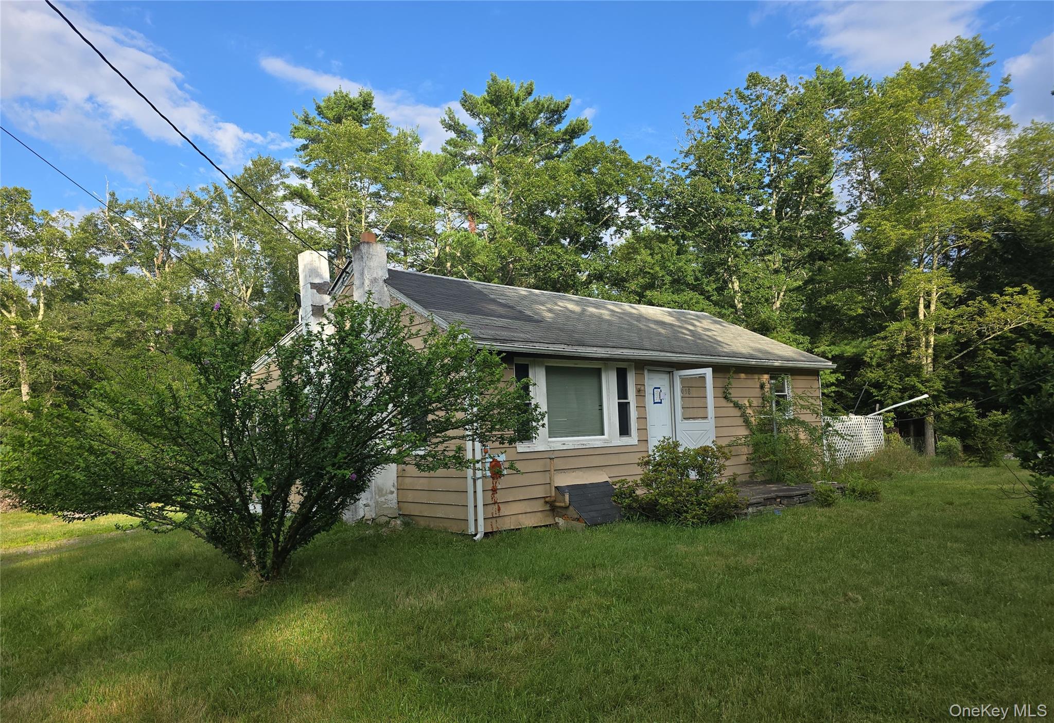 1098 State Route 42, Sparrowbush, NY 12780