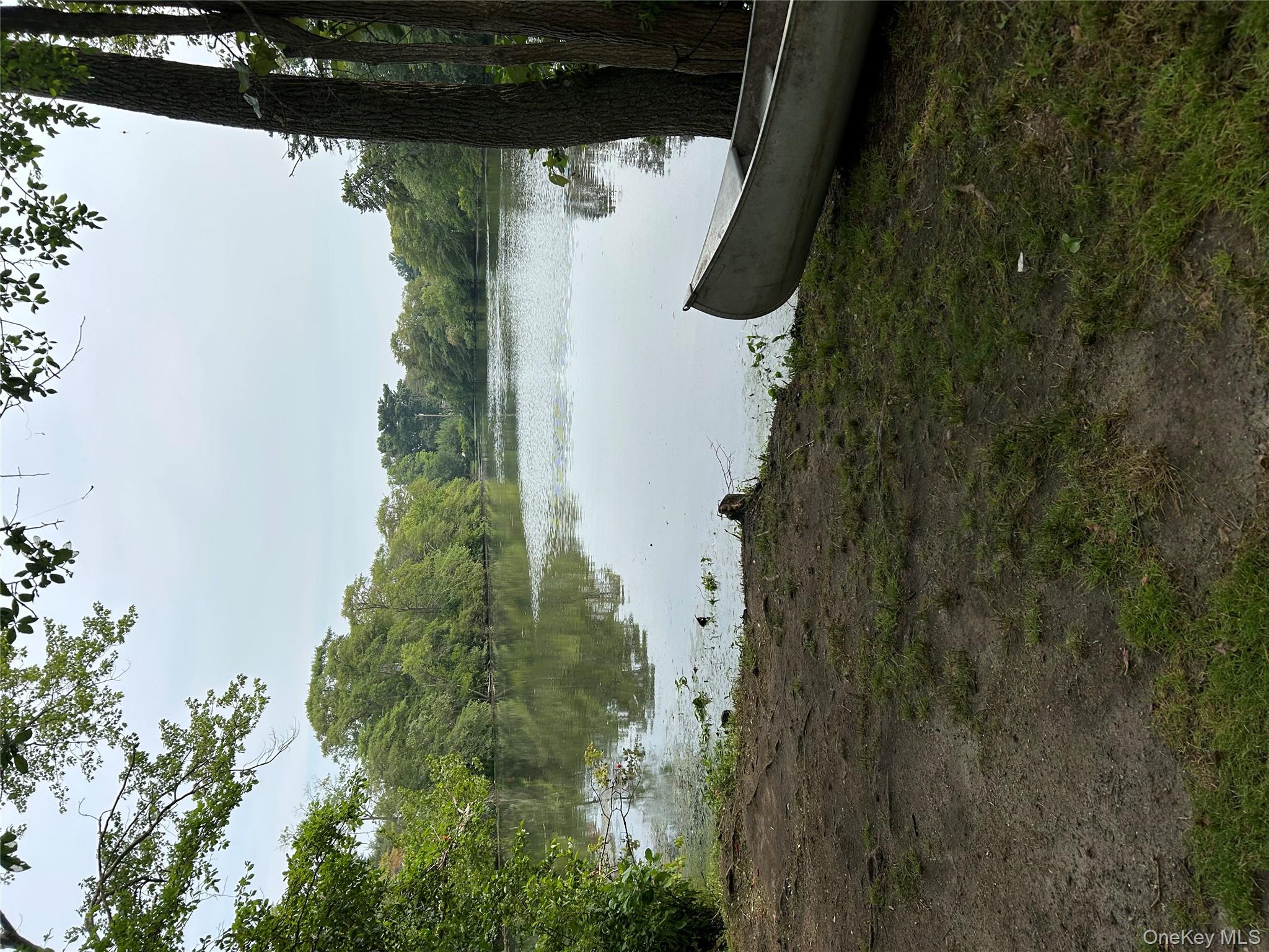 48 Archie Place, West Islip, NY 11795