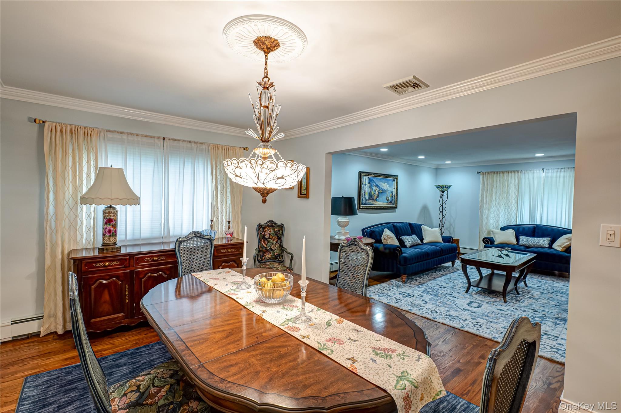 48 Archie Place, West Islip, NY 11795