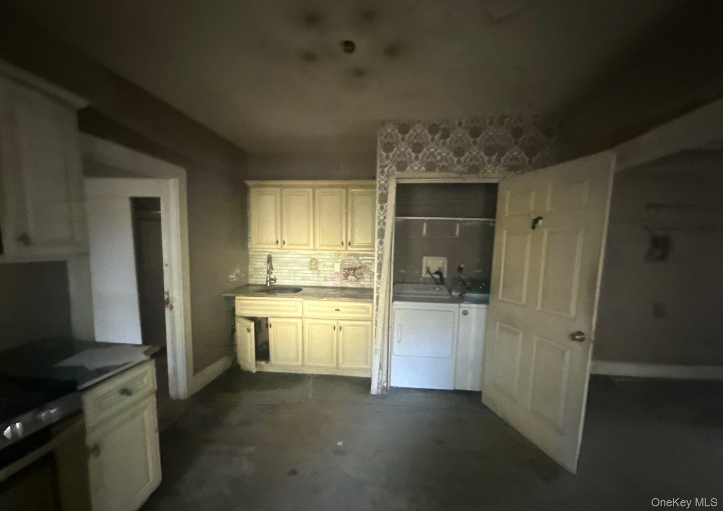 578 Seaman Avenue, Baldwin, NY 11510