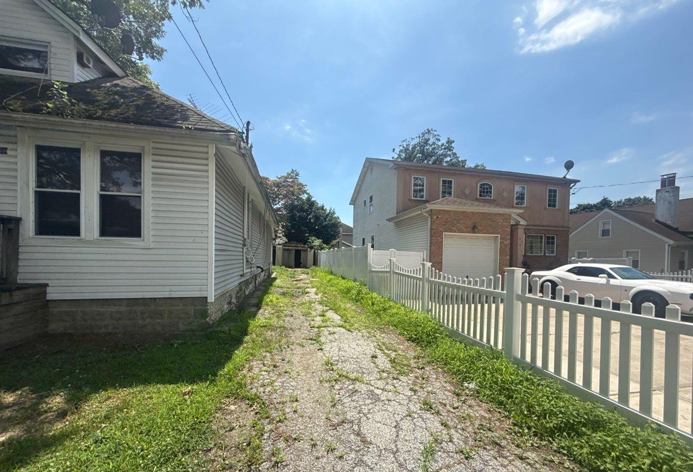 578 Seaman Avenue, Baldwin, NY 11510