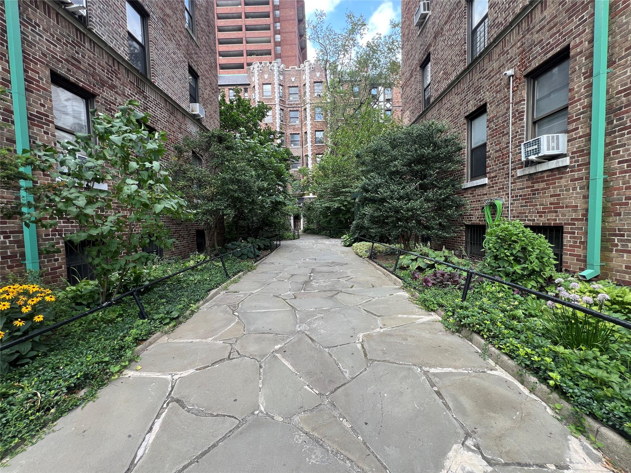 3392 Wayne Avenue # F42, Bronx, NY 10467