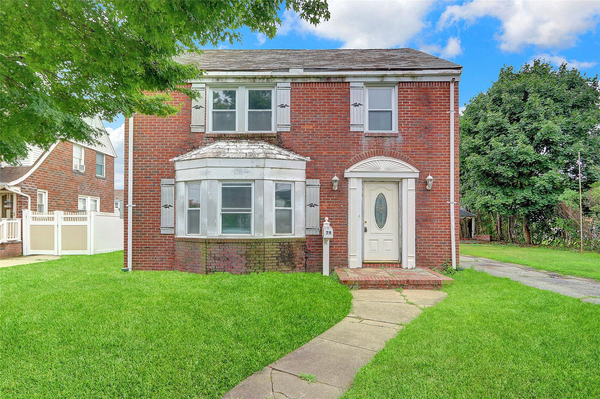 79 Elmwood Avenue, Hempstead, NY 11550