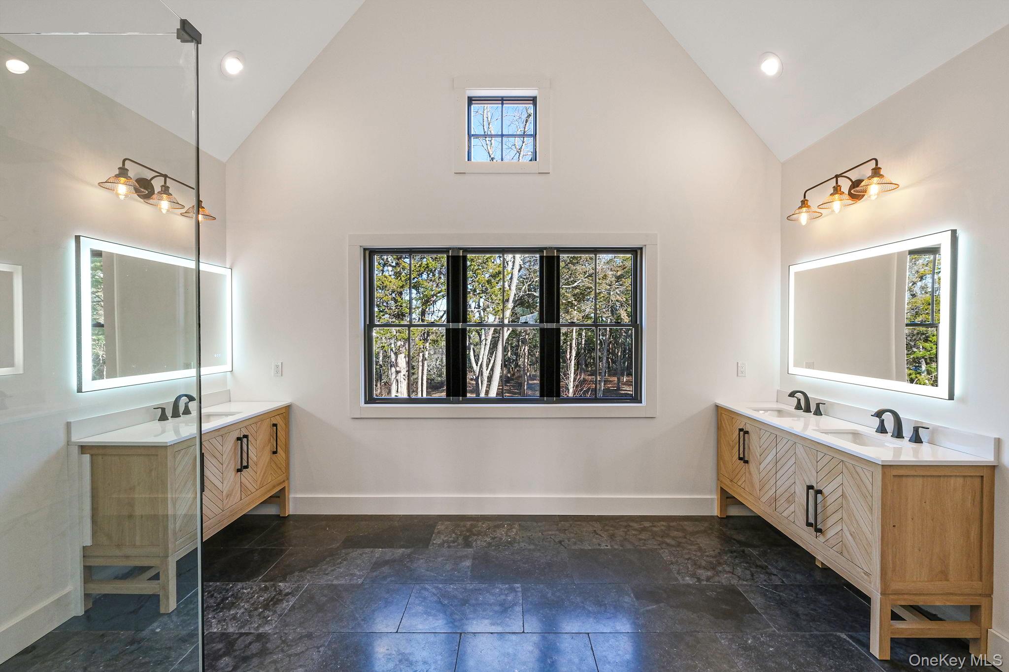 475 West Lane, Aquebogue, NY 11931