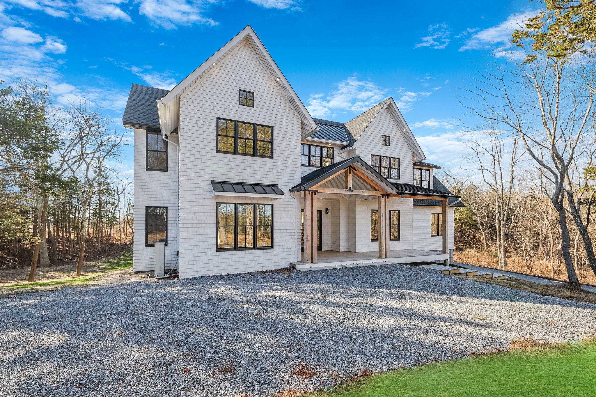 475 West Lane, Aquebogue, NY 11931