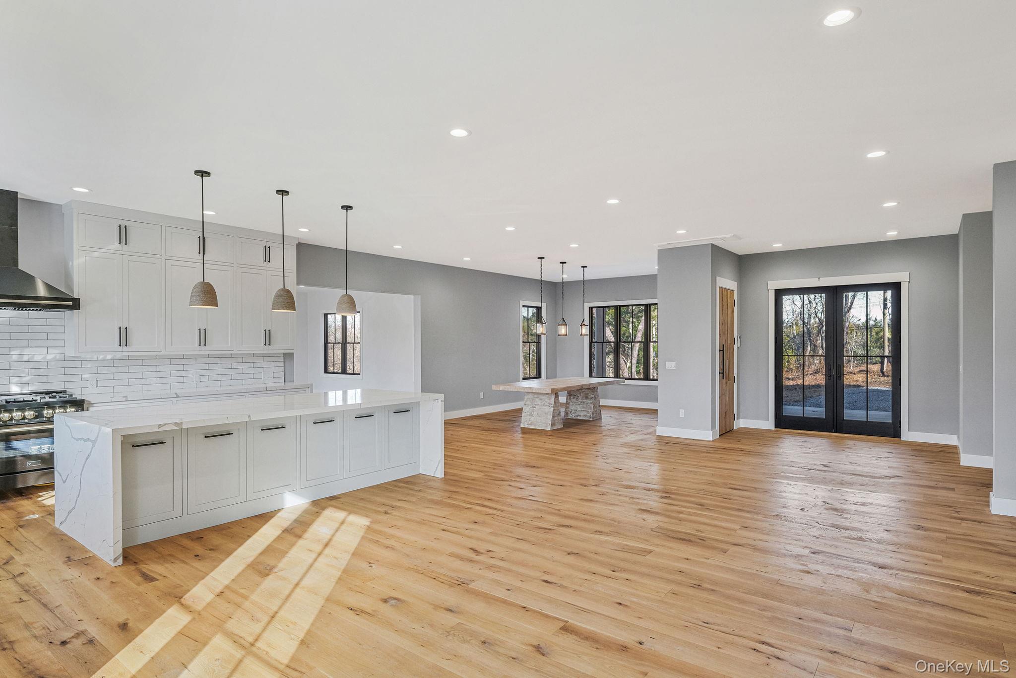 475 West Lane, Aquebogue, NY 11931