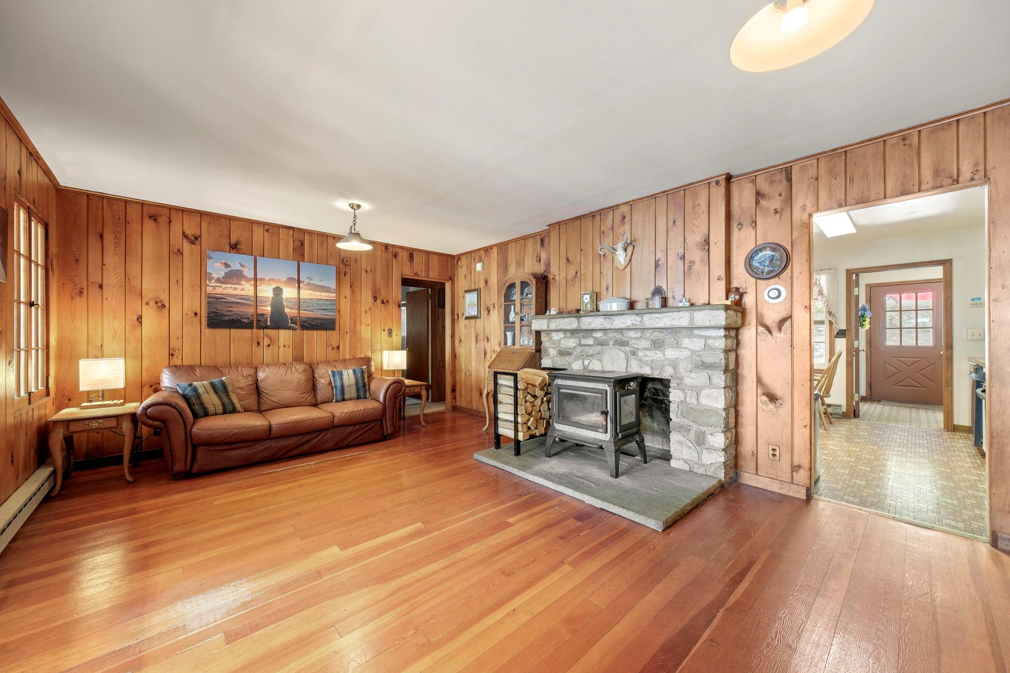 194 Canal Road, Wurtsboro, NY 12790