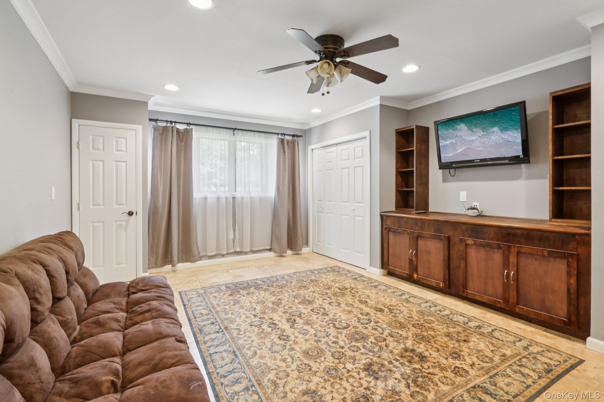 7 Elizabeth Court, Spring Valley, NY 10977