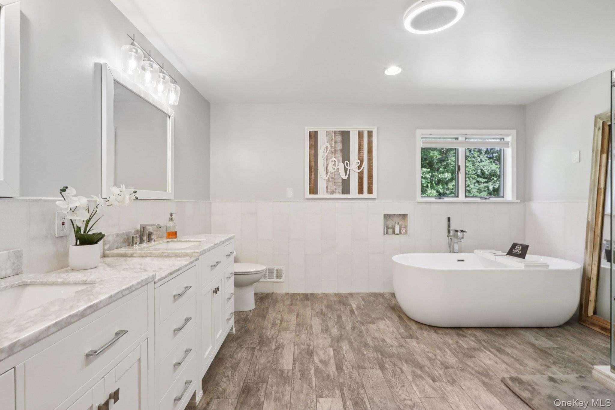 7 Elizabeth Court, Spring Valley, NY 10977