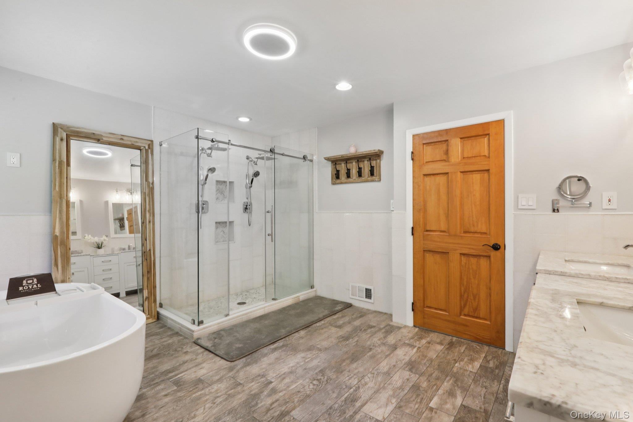 7 Elizabeth Court, Spring Valley, NY 10977